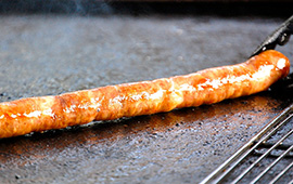 旬菜舎さと山 超ロング粗挽きウィンナー(ガスボー) 1本 400円